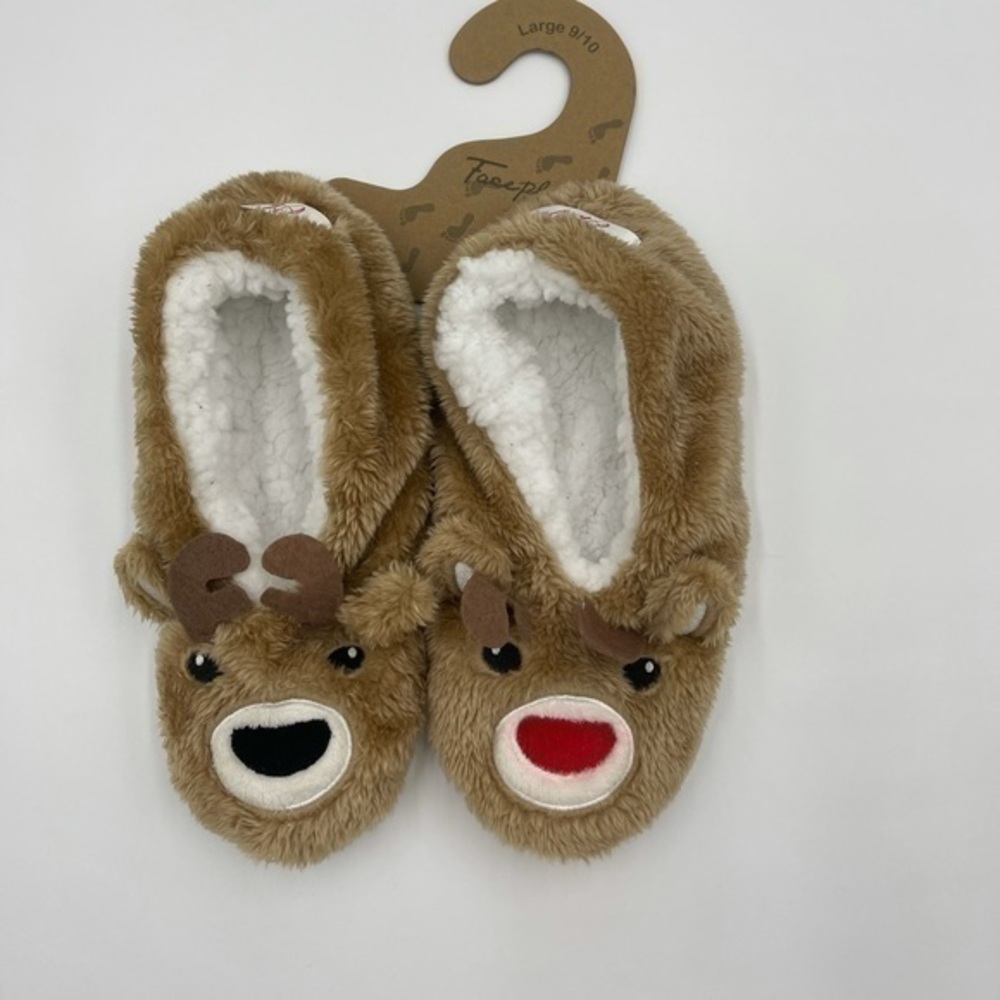 NWT- Rain Deer Slip On House Shoes